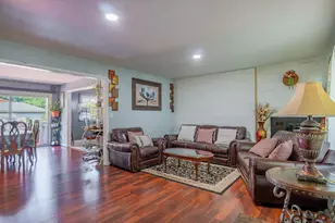 1304 Lafayette St, Valparaiso, IN 46383 - Photo 11