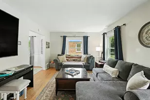 324 Beverly Pl, Munster, IN 46321 - Photo 3