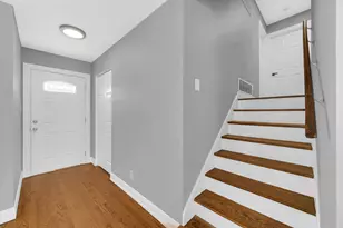 7949 Jackson Ave, Munster, IN 46321 - Photo 9