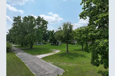 1023 N Monticello Street, Winamac, IN 46996 - Photo 3