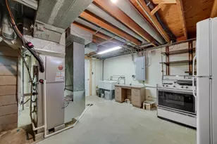 1425 Azalea Dr, Munster, IN 46321 - Photo 31