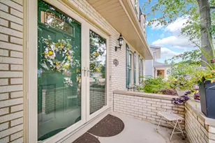 1425 Azalea Dr, Munster, IN 46321 - Photo 3