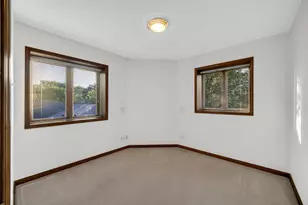 1425 Azalea Dr, Munster, IN 46321 - Photo 19