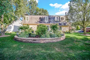 1425 Azalea Dr, Munster, IN 46321 - Photo 33