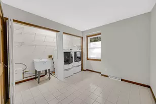 1425 Azalea Dr, Munster, IN 46321 - Photo 27