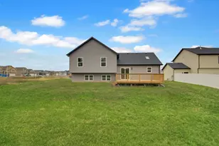 3008 W 82nd Pl, Merrillville, IN 46410 - Photo 23