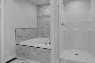 3008 W 82nd Pl, Merrillville, IN 46410 - Photo 11