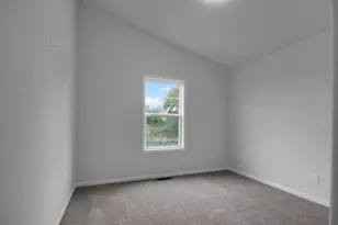 3008 W 82nd Pl, Merrillville, IN 46410 - Photo 15