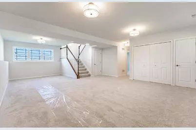 3022 W 84th Place, Merrillville, IN 46410 - Photo 9