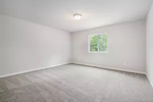 127 Mayfield Dr, Michigan City, IN 46360 - Photo 7