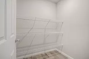 127 Mayfield Dr, Michigan City, IN 46360 - Photo 3