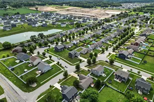 543 Chicory Ln, Valparaiso, IN 46385 - Photo 29