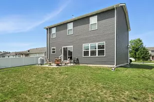 543 Chicory Ln, Valparaiso, IN 46385 - Photo 25