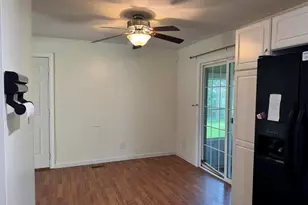 205 W 15th St, La Porte, IN 46350 - Photo 15