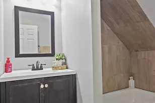 4213 Glen Oaks Dr, Crown Point, IN 46307 - Photo 21