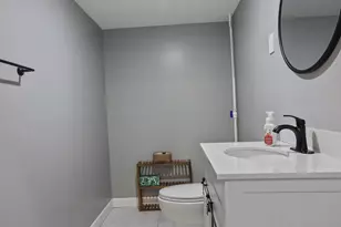 4213 Glen Oaks Dr, Crown Point, IN 46307 - Photo 9