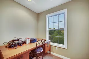 8 W Shakespeare Dr, Valparaiso, IN 46385 - Photo 15