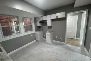 1052 Tyler St, Gary, IN 46402 - Photo 15