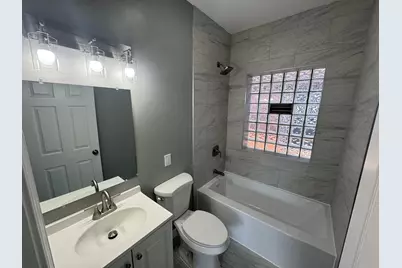 1052 Tyler Street, Gary, IN 46402 - Photo 9