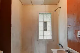 5010 Magoun Ave, East Chicago, IN 46312 - Photo 9