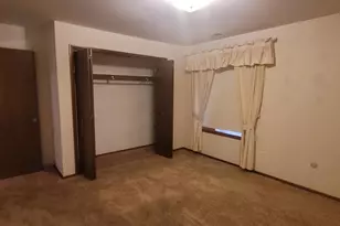 910 Camellia Dr, Munster, IN 46321 - Photo 33