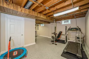 9608 Cypress Ave, Munster, IN 46321 - Photo 17