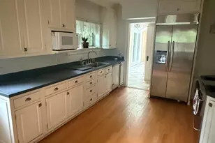 8101 Northcote Ave, Munster, IN 46321 - Photo 5