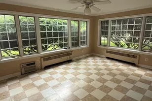 8101 Northcote Ave, Munster, IN 46321 - Photo 11