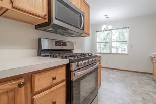 773 Forest Glen Dr, Valparaiso, IN 46385 - Photo 3