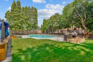 8147 Oakwood Ave, Munster, IN 46321 - Photo 43