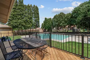 8147 Oakwood Ave, Munster, IN 46321 - Photo 41