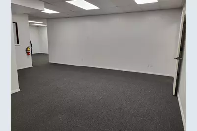 95 W 18th Street, La Porte, IN 46350 - Photo 5