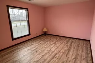 1640 Camellia Dr, Munster, IN 46321 - Photo 25