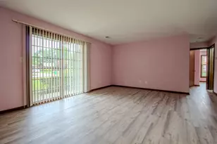 1640 Camellia Dr, Munster, IN 46321 - Photo 15