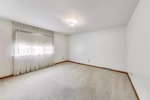 122 Genoa Ct, Schererville, IN 46375 - Photo 13