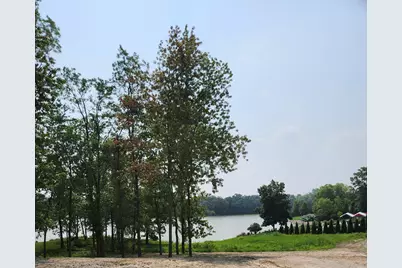 8884 Hillside Drive, Saint John, IN 46373 - Photo 5