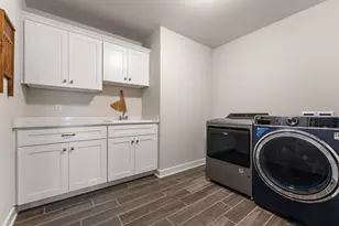 2011 Timberwood Ln, Chesterton, IN 46304 - Photo 35