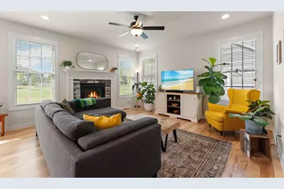 2011 Timberwood Lane, Chesterton, IN 46304 - Photo 7