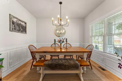 2011 Timberwood Lane, Chesterton, IN 46304 - Photo 9