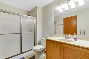 8540 Orchard Dr, Highland, IN 46322 - Photo 9