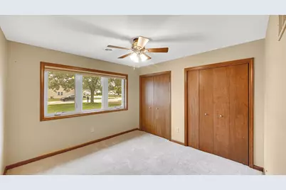 8540 Orchard Drive, Highland, IN 46322 - Photo 7