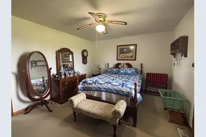 8193 Oak Tree Drive, Rensselaer, IN 47978 - Photo 11