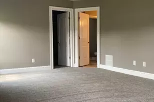 9219 Norris Dr, Hobart, IN 46342 - Photo 9