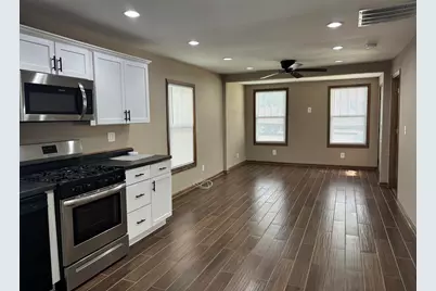 652 S State Street, Hobart, IN 46342 - Photo 7