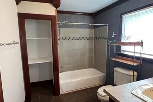 652 S State St, Hobart, IN 46342 - Photo 9