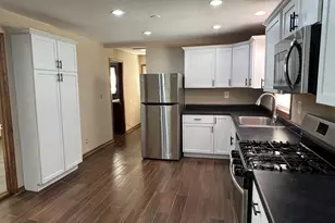 652 S State St, Hobart, IN 46342 - Photo 3