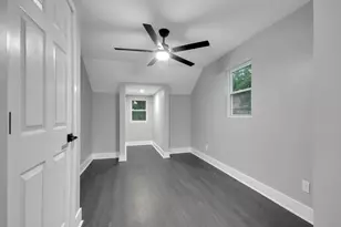 859 Fayette St, Gary, IN 46403 - Photo 17