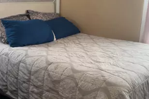 735 Burr St, Gary, IN 46406 - Photo 7