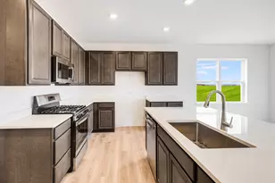 18883 Oxford Ct, Lowell, IN 46356 - Photo 5