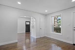 405 Institute St, Valparaiso, IN 46383 - Photo 5